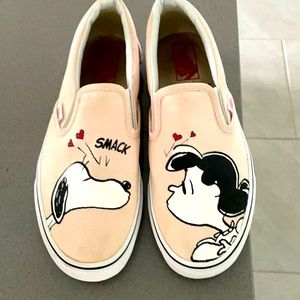 Vans size 7 in women’s